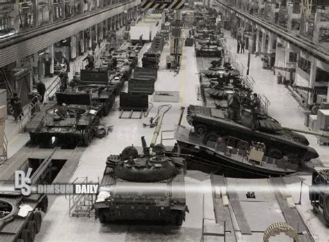 Russia ramps up production of all types of weapons from tanks, guns to ...