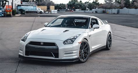 Nissan GT-R R35 White Vorsteiner V-FF 112 Wheel | Wheel Front