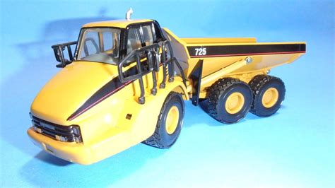 ~: Caterpillar Diecast Models Norscot 725 Articulated Dump Truck