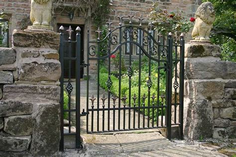 Nice-Looking Wrought Iron Gates And Railings Designs | Railing Design Brainchild