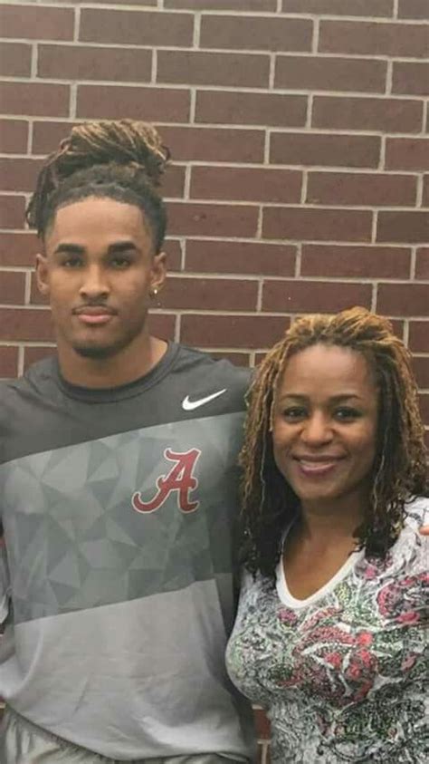 Jalen Hurts & his Mom Pamela | Alabama Crimson Tide Football