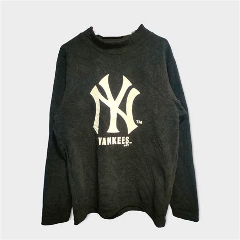 Vintage GENUINE MERCHANDISE NEW YORK YANKEES | Grailed