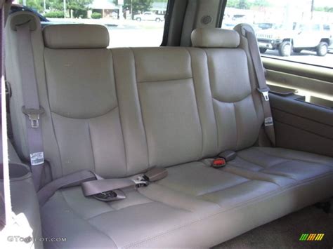 2003 Chevrolet Suburban 1500 LT interior Photo #54539874 | GTCarLot.com