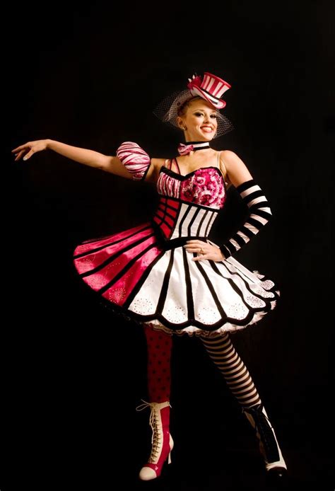 Circus Performer shot by Allen Clark Photography | Funky outfits, Aerial costume, Circus performers