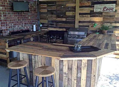 10 Outdoor Kitchen Countertop Ideas 2022 (for Activities)