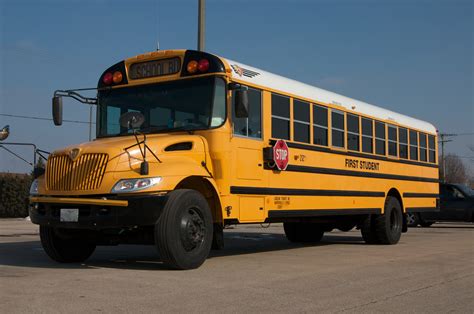 File:ICCE Illinois School Bus.jpg - Wikipedia