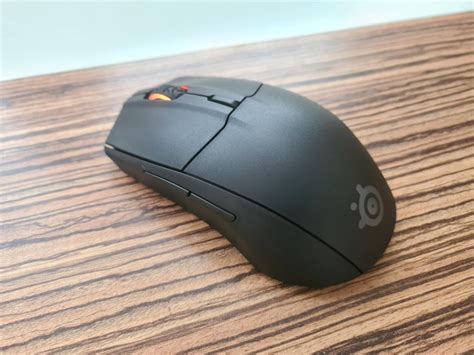 Wireless Steelseries Rival 3 Review - Tiny step further | TechBuyGuide