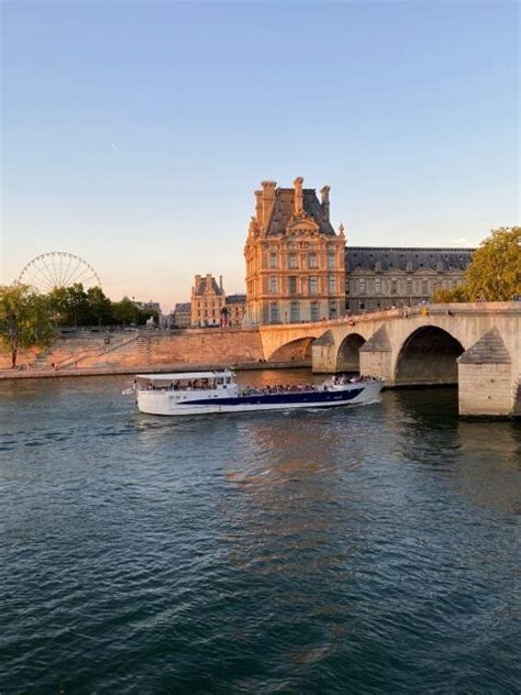 Paris: Evening River Cruise with Music | GetYourGuide