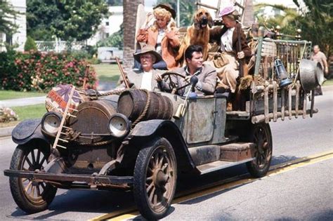 The Clampett Family Truck | The beverly hillbillies, Tv cars, Hillbilly