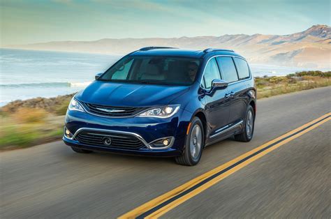 2017 Chrysler Pacifica Hybrid First Drive | Automobile Magazine