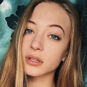 Sophia Diamond - Age, Family, Bio | Famous Birthdays