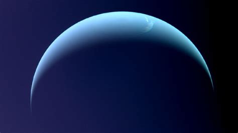 Astronomers baffled by dramatic temperature changes on Neptune - ABC News