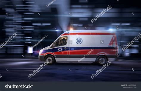 Chinese Ambulance: Over 390 Royalty-Free Licensable Stock Illustrations & Drawings | Shutterstock