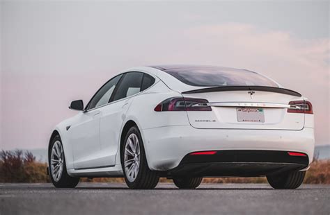 Tesla Model S Carbon Fiber High Performance Rear Spoiler – TESLARATI Marketplace