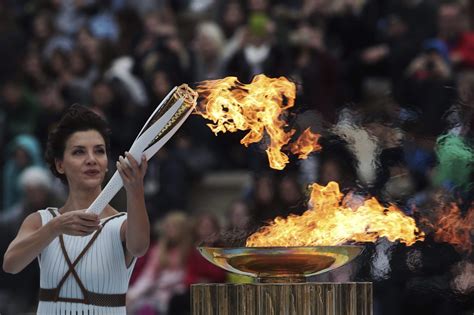 A look at the Olympic Torch Relay to PyeongChang 2018 - Team Canada ...