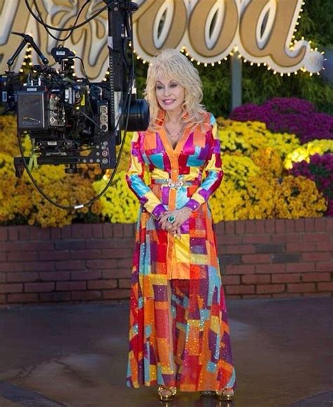 Dolly Parton in her coat of many colours | Dolly parton