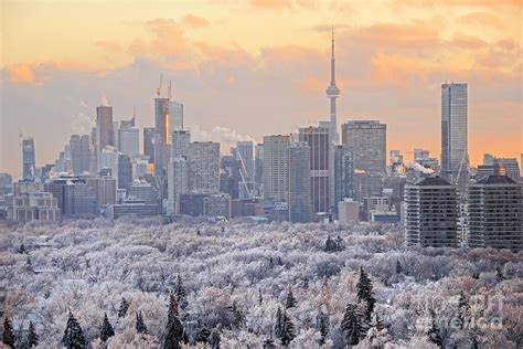 Toronto Winter Sunset Photograph by Charline Xia - Pixels