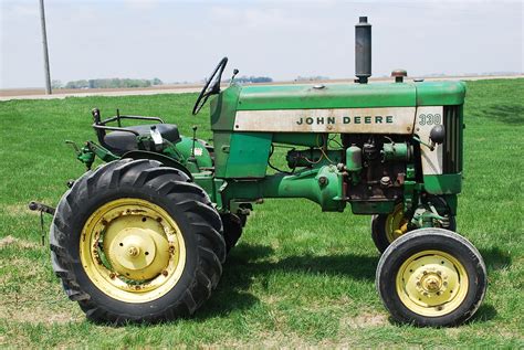 Old John Deere Tractors Pictures This 1971 john deere 4620