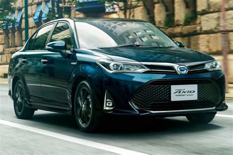 Toyota Axio Hybrid 2020 - Features, Engine Details and Images