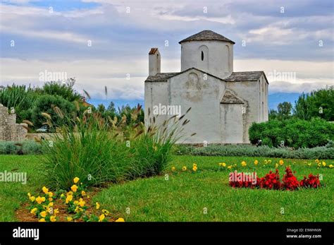 Nin Kahedrale - Nin cathedral 05 Stock Photo - Alamy