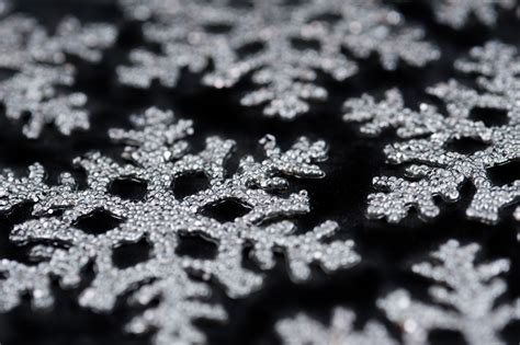 Photo of snowflake christmas ornaments | Free christmas images