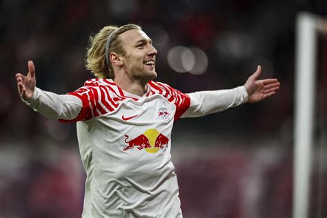 Emil Forsberg transfers to New York Red Bulls from sister club RB ...