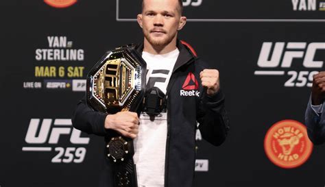 petr-yan-ufc-259-press-conference-belt | MMA Junkie