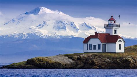 Patos Island Lighthouse and Mt. Baker, San Juan Islands – AdventuresNW