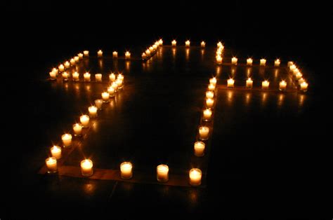 File:A Cross of Candle Light.jpg - Wikimedia Commons