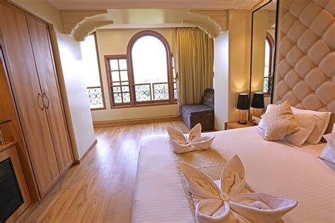 GULF HOTEL COLABA (AU$61): 2022 Prices & Reviews (Mumbai, India ...