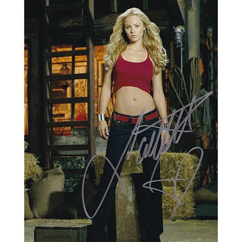 Laura Vandervoort Autographed 8"x10" Photo (Smallville)