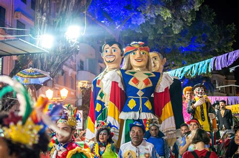 Carnaval de Pernambuco leva cultura popular para todo o estado