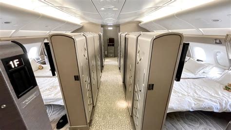 Singapore Airlines A830 returns to the US: Get a look at the Suites ...