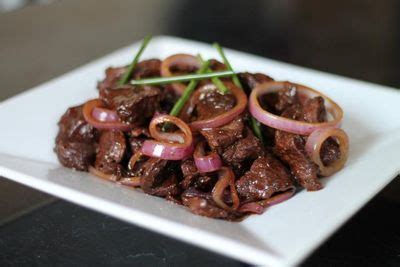 Bistek: Filipino-Style Pan-Fried Beef Steak recipe - Best Recipes