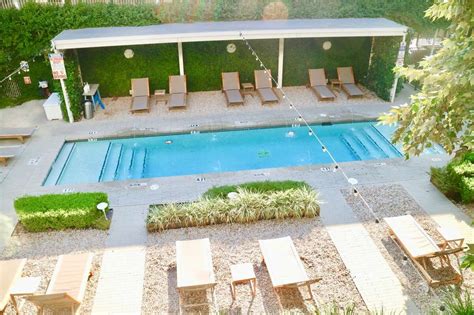 7 Austin hotels with amazing pools for your next visit