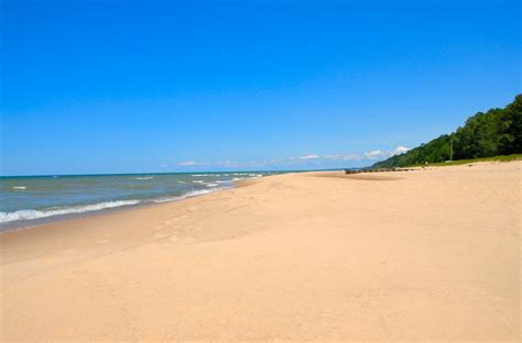 15 Best Beaches in Michigan - The Crazy Tourist