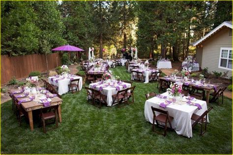 42 Unique and Artsy Backyard Wedding Ideas - VIs-Wed | Small backyard wedding, Wedding backyard ...