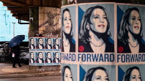 Obama ‘Hope’ poster artist creates ‘Forward’ Kamala Harris design | Wuulu