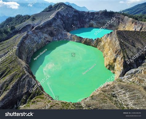 1,084 Kelimutu Volcano Images, Stock Photos & Vectors | Shutterstock