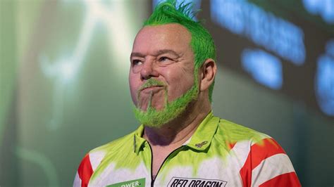 Darts legend Peter Wright sets unwanted PDC world record as he loses £ ...