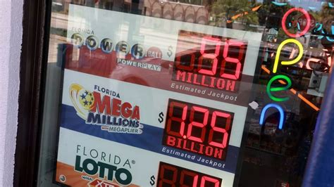 Mega Millions $1.35billion jackpot winner sues mother of his child for ...