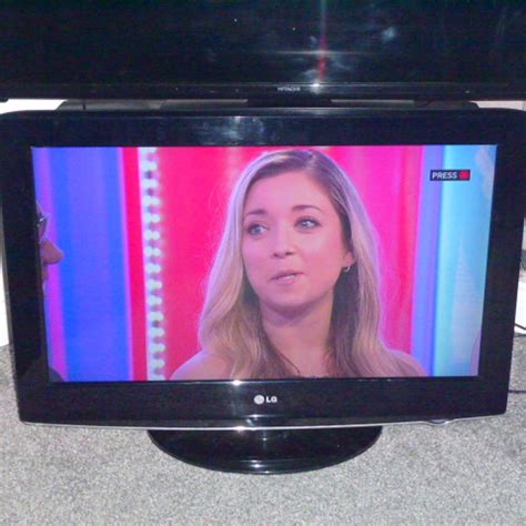 LG 32 INCH LCD TV TELEVISION in South Staffordshire for £50.00 for sale | Shpock