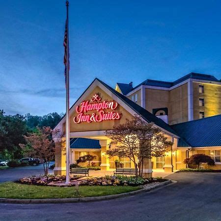 Hampton Inn & Suites Pigeon Forge On The Parkway Expert Review: What To Expect From Your Stay in ...