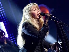 Stevie Nicks says Fleetwood Mac is finished after Christine McVie's ...