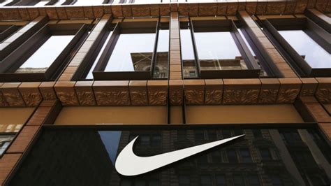 Nike cuts ties with Brooklyn Nets' Kyrie Irving: report | CP24.com