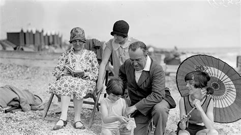 6 Beach Reads From 100 Years Ago | Mental Floss