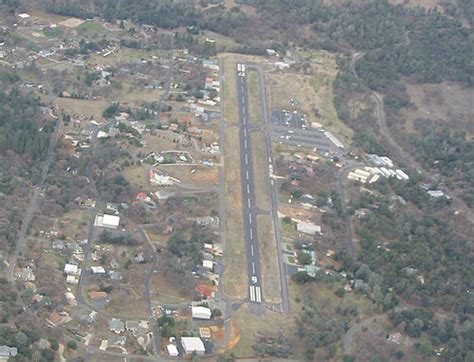 Pine Mountain Lake Airport - Wikipedia