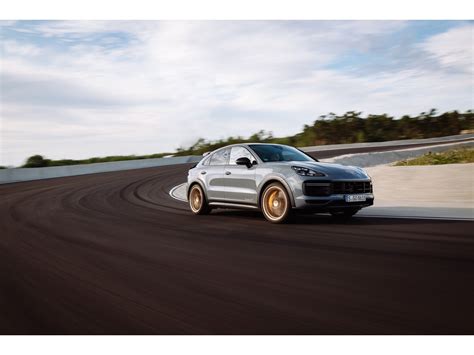 2023 Porsche Cayenne: 53 Exterior Photos | U.S. News