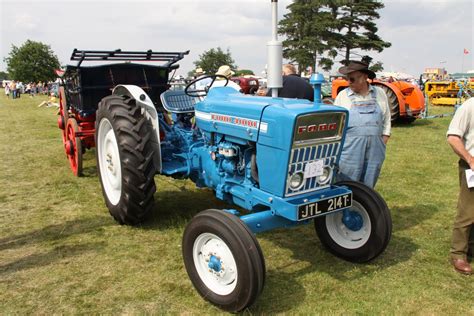 Ford 4000 Tractor Information - G.W. Tractors Australia