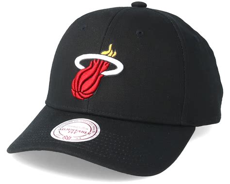 Miami Heat Team Logo Low Profile Black Adjustable - Mitchell & Ness cap ...